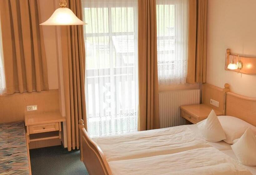 شقة غرفتين نوم مزودة بشُرفة, Vital  & Familienhotel Angerwirt