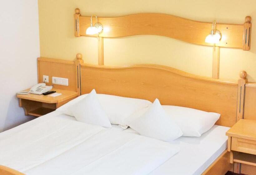 דירת שני חדרים עם מרפת, Vital  & Familienhotel Angerwirt