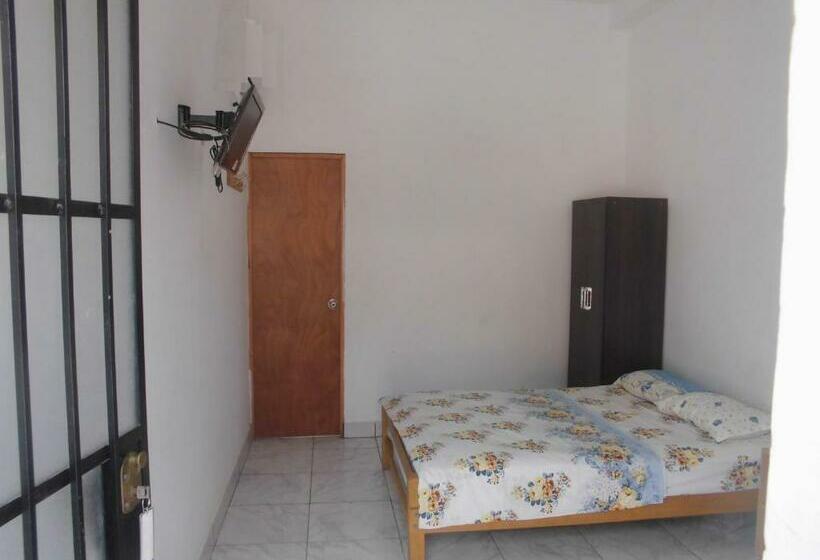 اتاق استاندارد یک نفره, Hospedaje Marvento