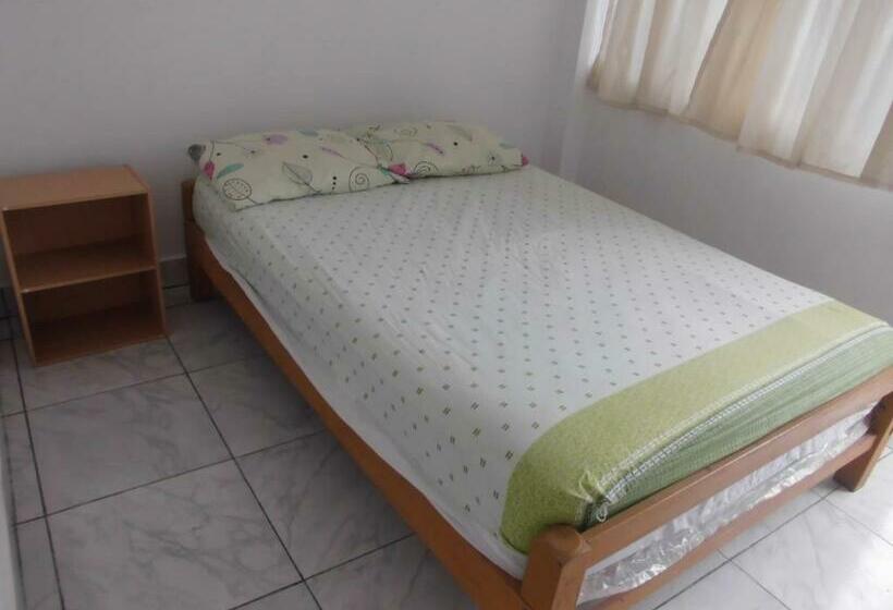 اتاق استاندارد یک نفره, Hospedaje Marvento