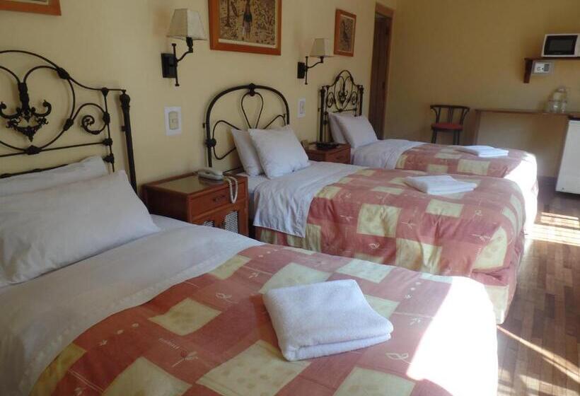 غرفة قياسية ثلاثية, El Patio Miraflores