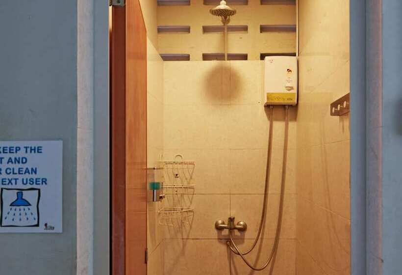 اتاق استاندارد چهار تخته, City Backpackers   Hostel