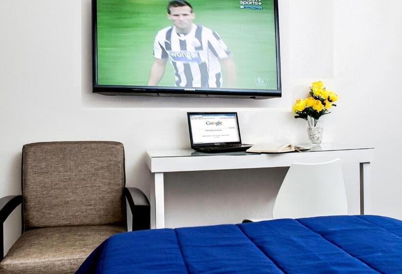 غرفة قياسية ثلاثية, Gran Palma Huancayo