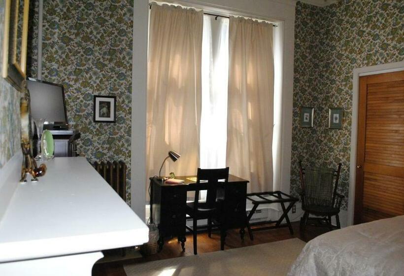 Люкс, Inn At The Agora