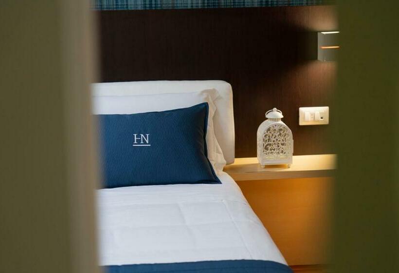 标准间, Nazionale