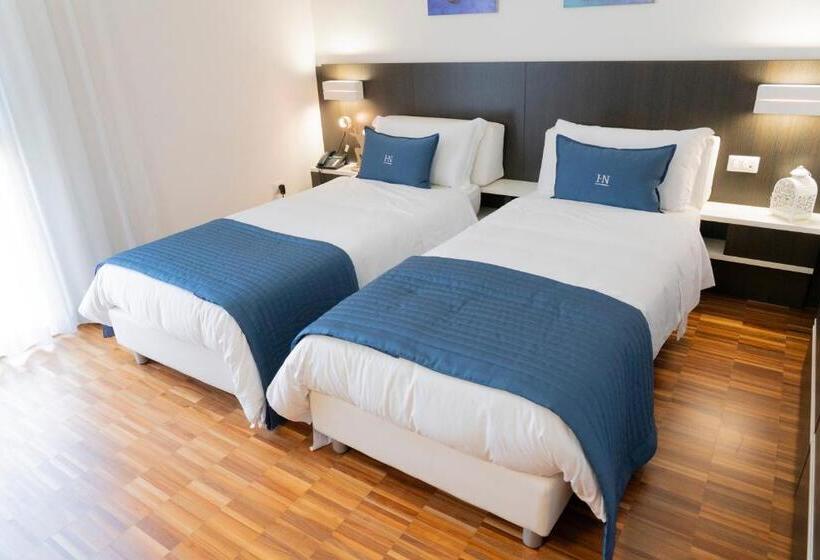 标准间, Nazionale