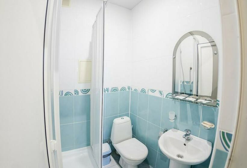 スタンダードルーム, Oasis