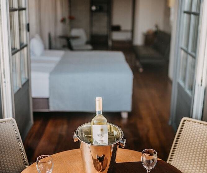 주니어 스위트, Palla Boutique