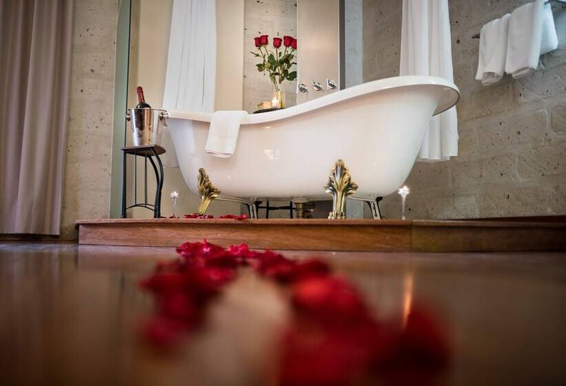 سوییت جونیور, Palla Boutique