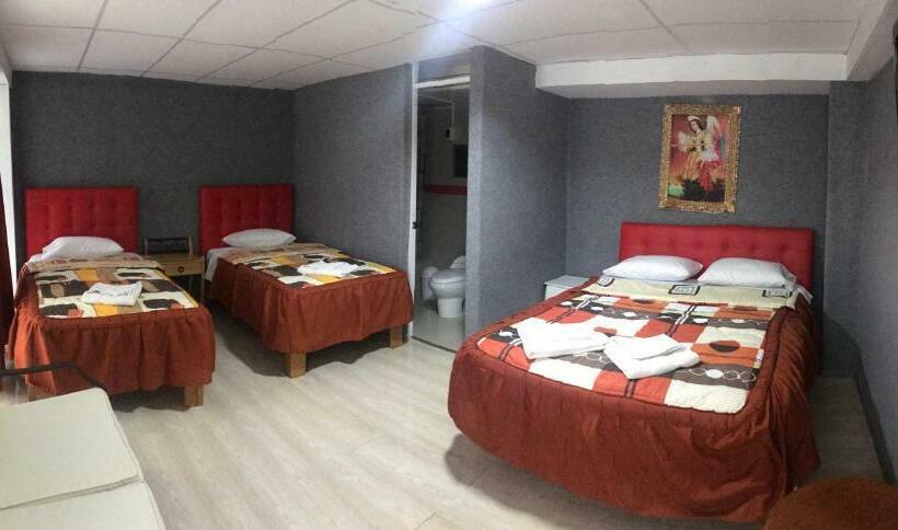 Háromágyas Standard Szoba, Plateros