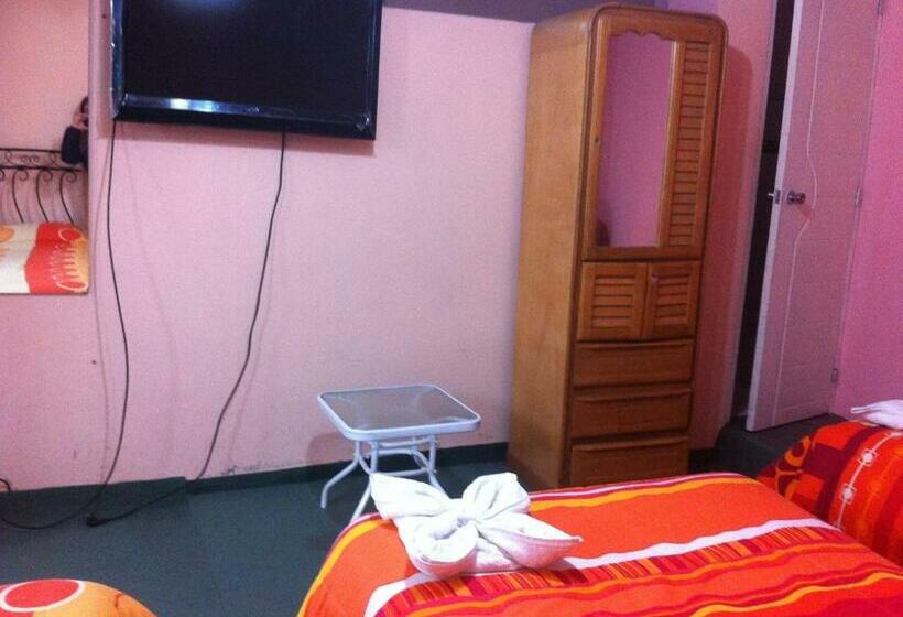 Háromágyas Standard Szoba, Plateros