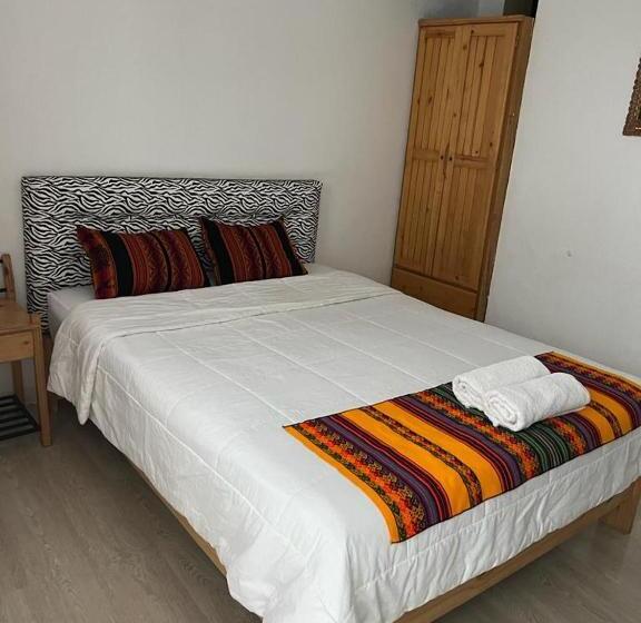 Standard Egyágyas Szoba, Plateros