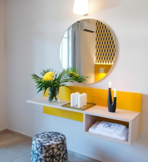 غرفة إقتصادية, Sunshine Studios