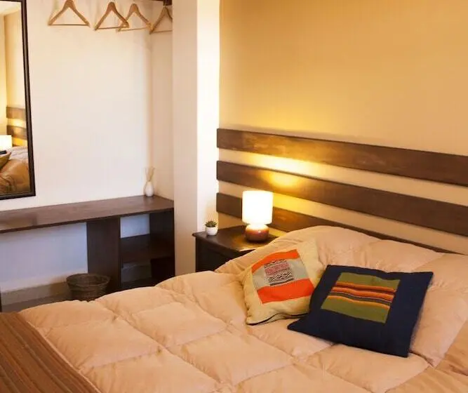 ویلای 2 خوابه, Wayqey Lodge