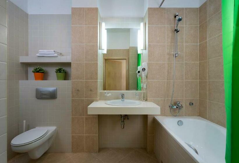 标准工作室, Apartamenty Media Park