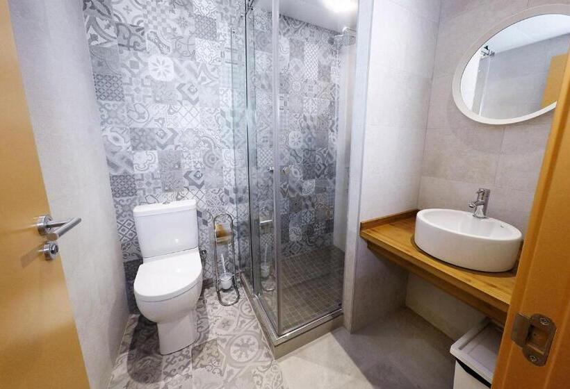 اتاق استاندارد, Meeting Point Hostels