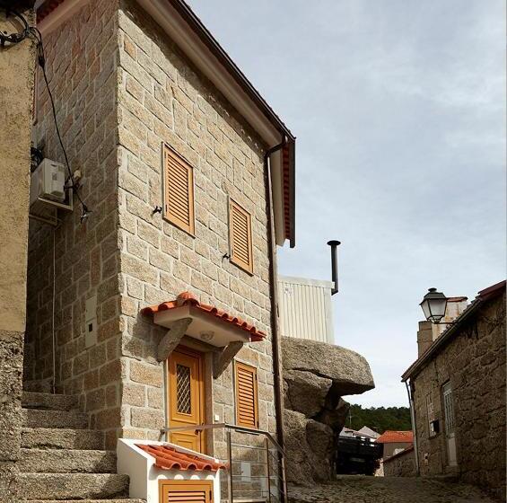 Дом 1 Спальня, Abrigo Da Montanha  Alojamento Familiar