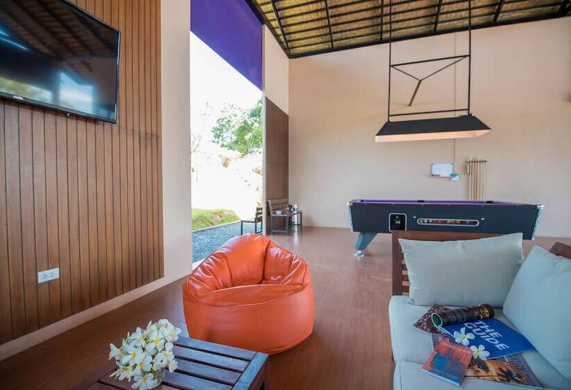 Кровать в Общей Комнате, Sirinsamui Boutique Hostel