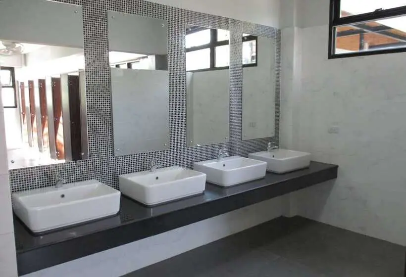 スーペリアールーム, Sirinsamui Boutique Hostel