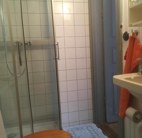 Апартаменты 1 Спальня Нижний Этаж, Stockholm B&b Cottage