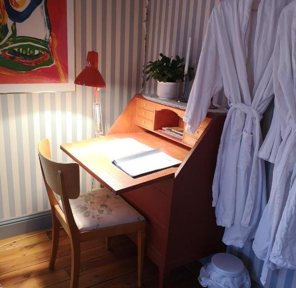 Номер Стандарт, Stockholm B&b Cottage