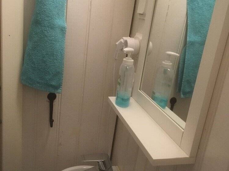 Номер Стандарт, Stockholm B&b Cottage