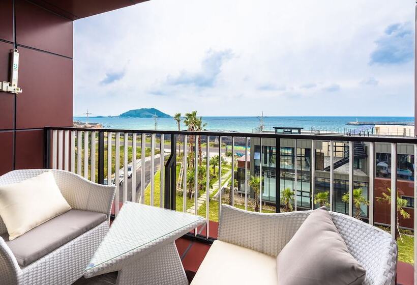 Номер Deluxe Вид на Море, Aguila Hotel Jeju Oceano Suite