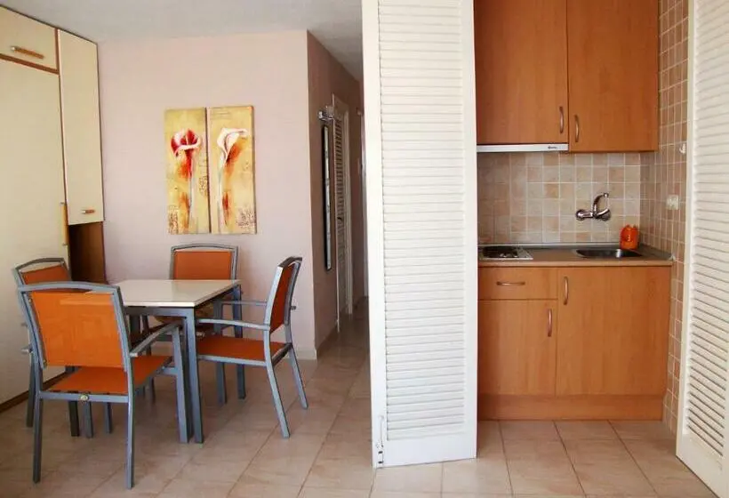 Standard-studio, Apartamentos Eurhostal 3000