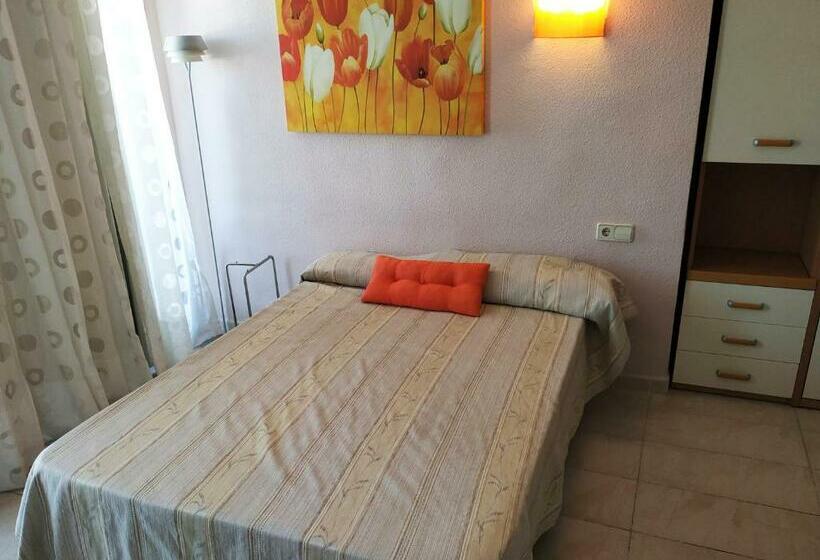 استودیوی استاندارد, Apartamentos Eurhostal 3000