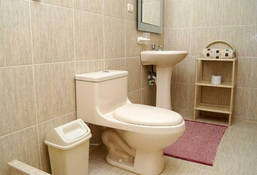 Номер Superior, Aquamarinn