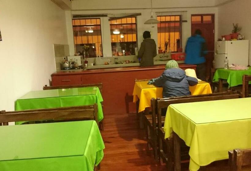 اتاق استاندارد یک نفره, Inka's Rest Hostel