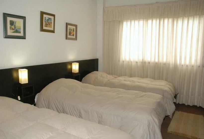 اتاق استاندارد سه نفره, Residencial Carlos