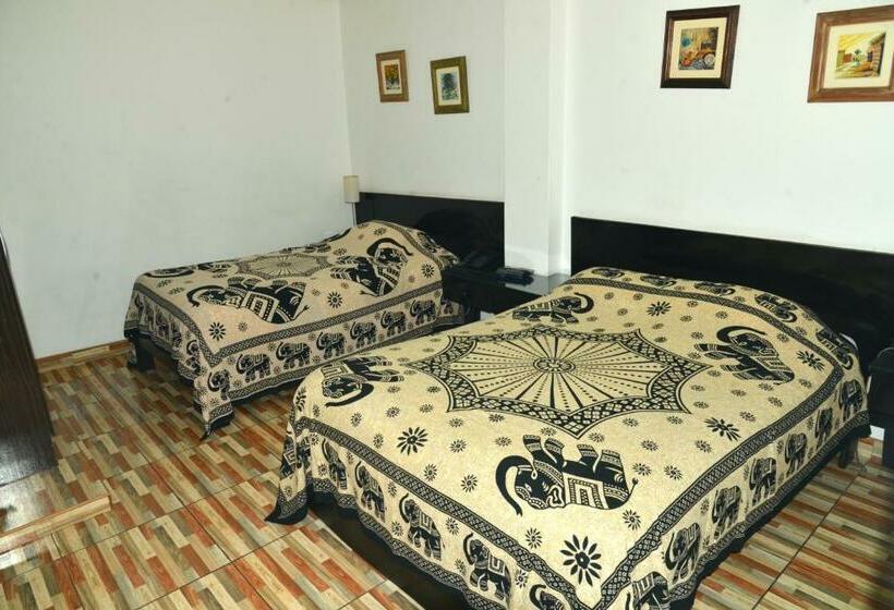 اتاق استاندارد, Residencial Carlos