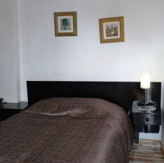 اتاق استاندارد, Residencial Carlos