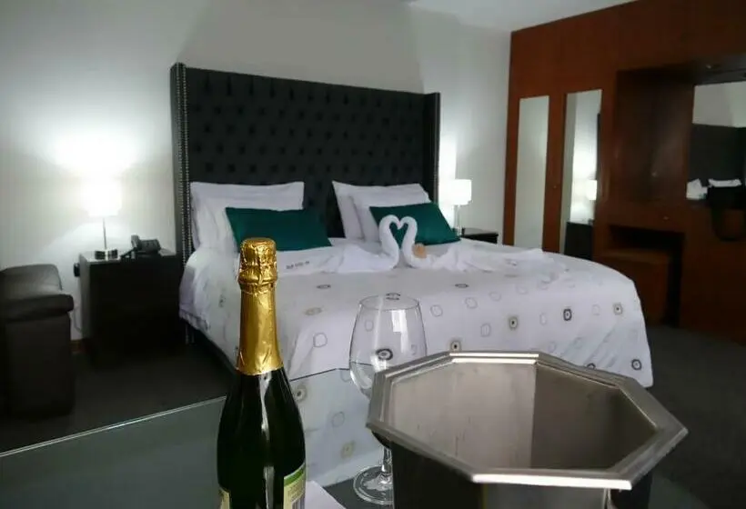 سوییت لوکس, Blub Hotel Spa
