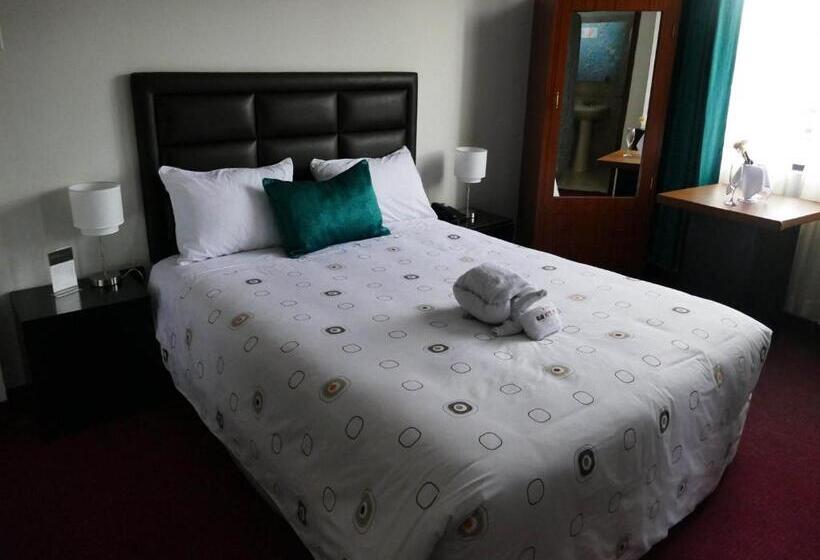 اتاق استاندارد یک نفره, Blub Hotel Spa