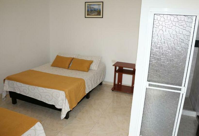 Номер Стандарт Трехместный, Abadia