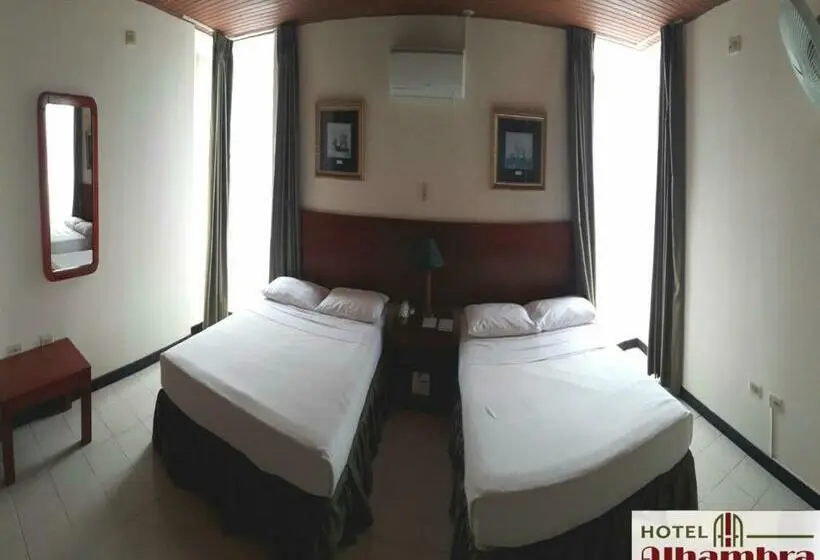 4 Bett Standardzimmer, Alhambra