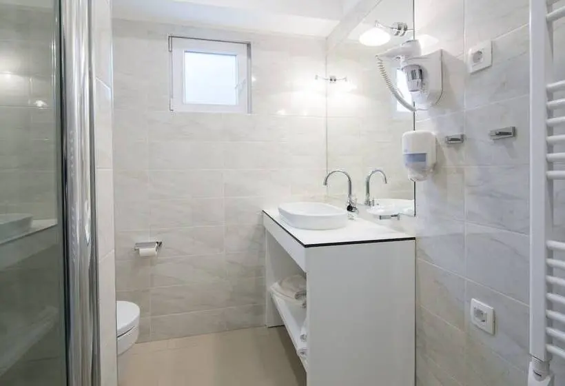 Habitación Triple Comfort, Corner