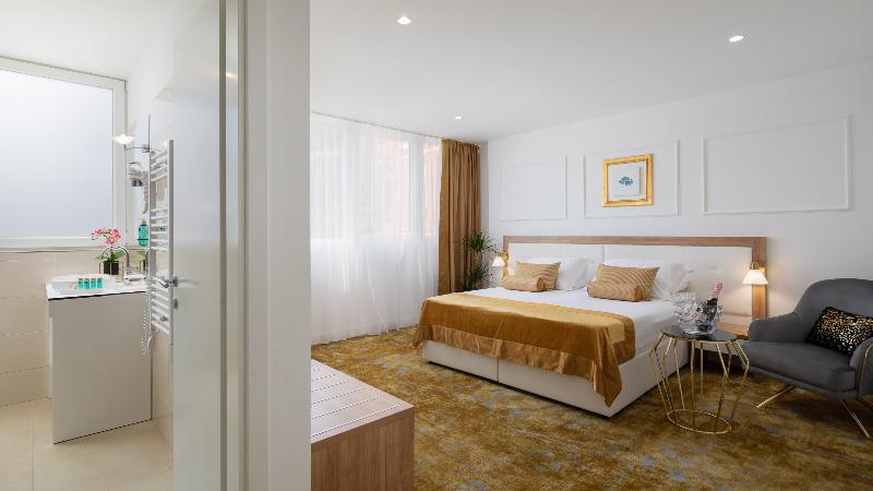 Quarto Comfort, Corner