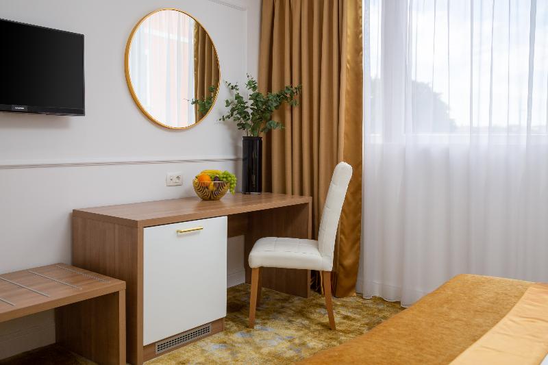 Quarto Comfort, Corner