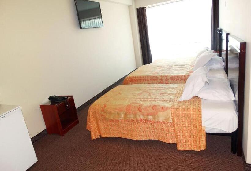 اتاق استاندارد سه نفره, Gran Sipan