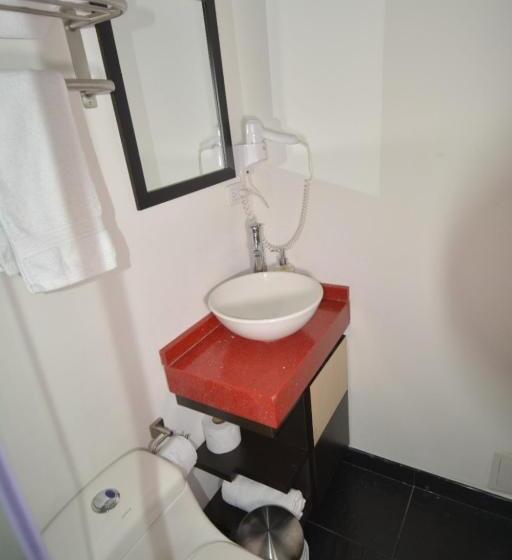 اتاق استاندارد, Granada Plaza