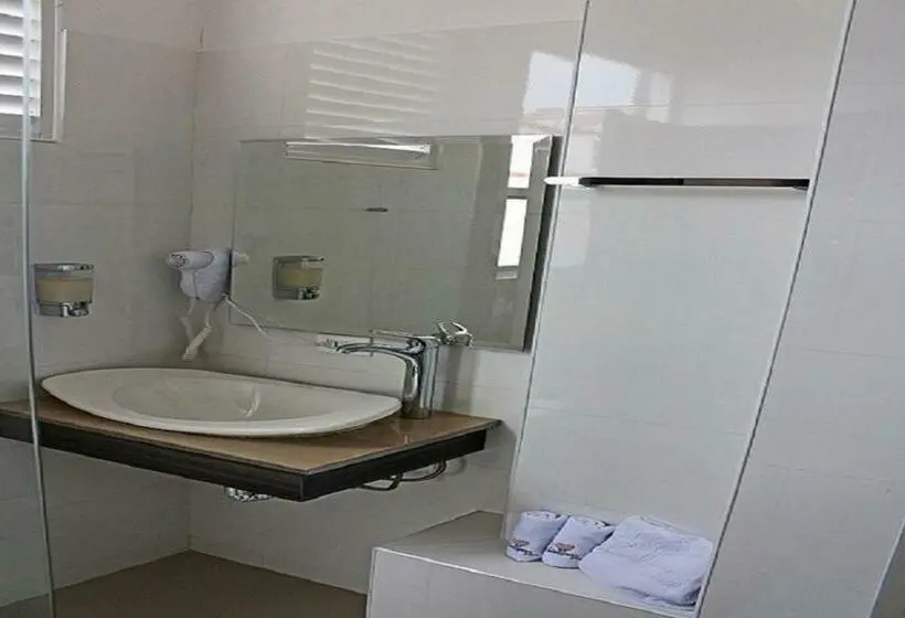 Standard Kolmen Hengen Huone, Guaitipan Plaza