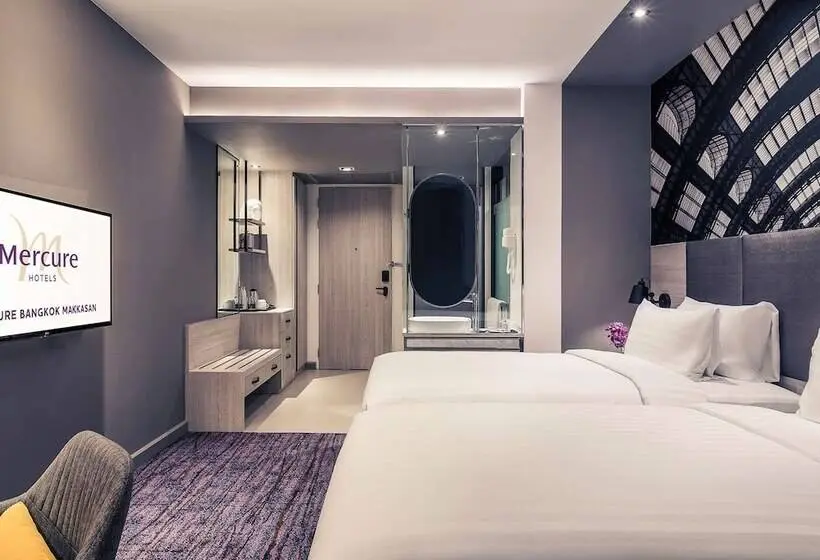 Superior-huone, Mercure Bangkok Makkasan