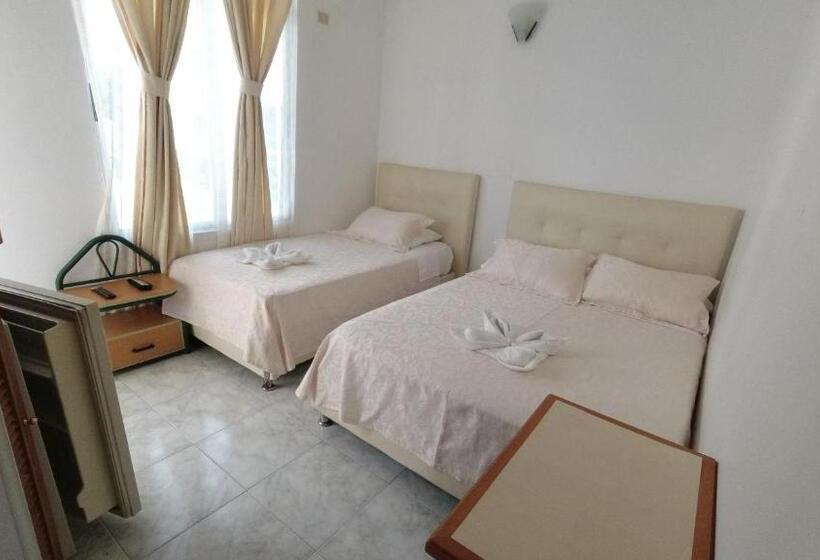 اتاق استاندارد سه نفره, Miami En Melgar