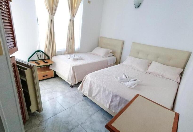 اتاق استاندارد سه نفره, Miami En Melgar