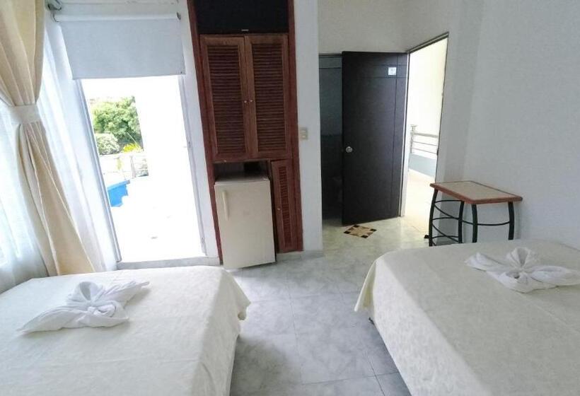 اتاق استاندارد چهارنفره با بالکن, Miami En Melgar