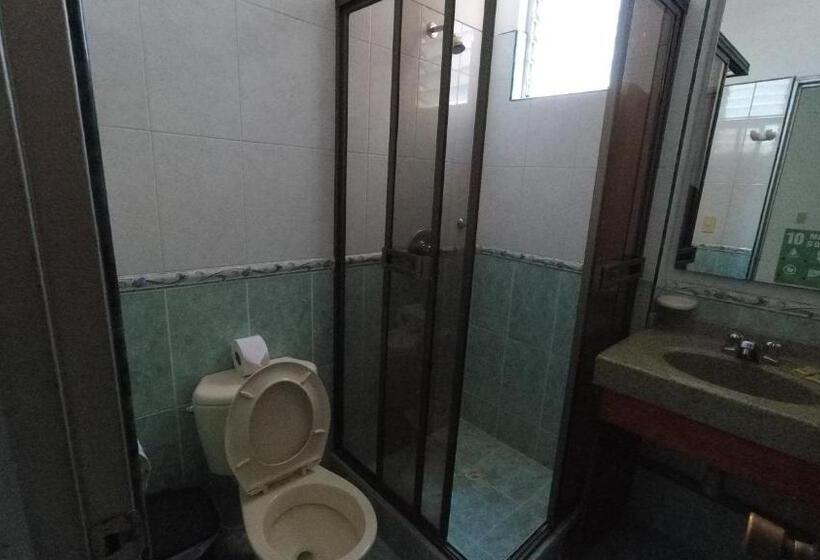 اتاق سوپریور خانوادگی, Miami En Melgar