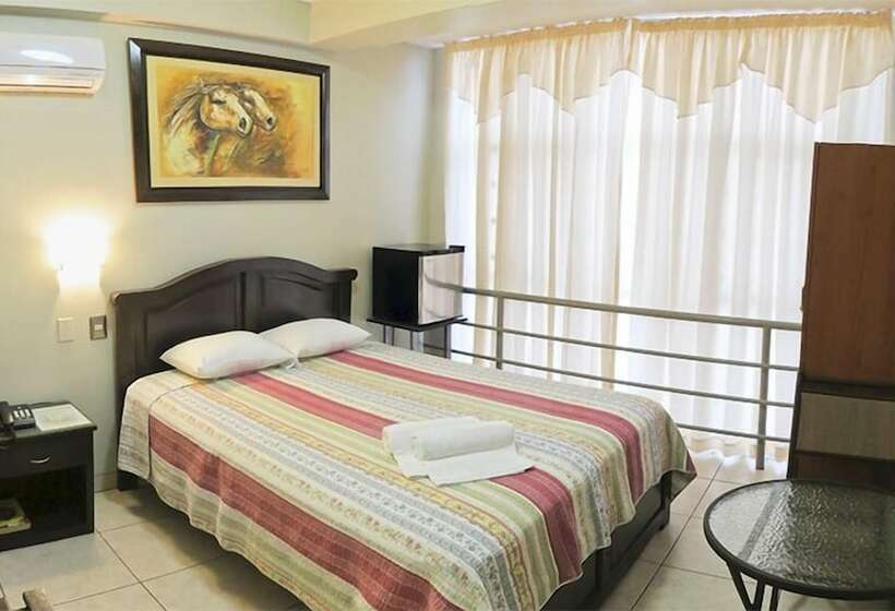 Номер Стандарт, Rivera Del Rio